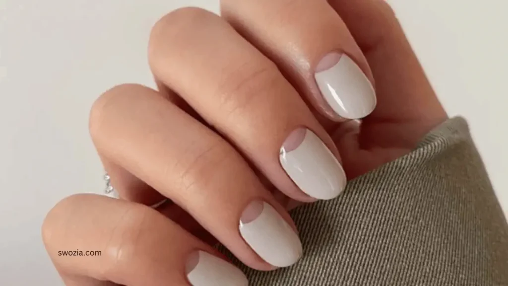 Expert Tips for Flawless Negative Space Nails